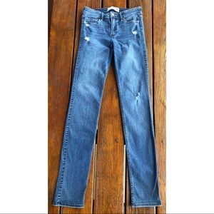A&F Straight Leg Mid-Rise Distressed Jeans 4L / 27